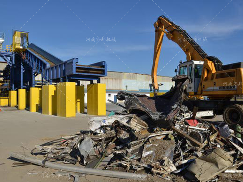 汽車殼破碎機(jī)